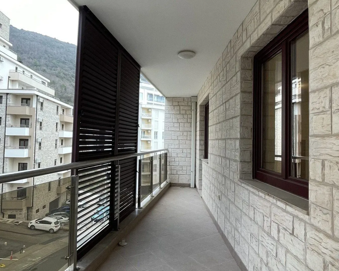 Prodaja, dvosoban stan, 99m², Kamenovo, Budva