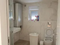 Izdavanje, dvosoban stan, 100m², Preko Morače, Podgorica - image 6