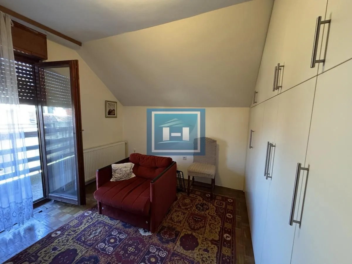 Sale, house, 200m², Centar, Ćuprija