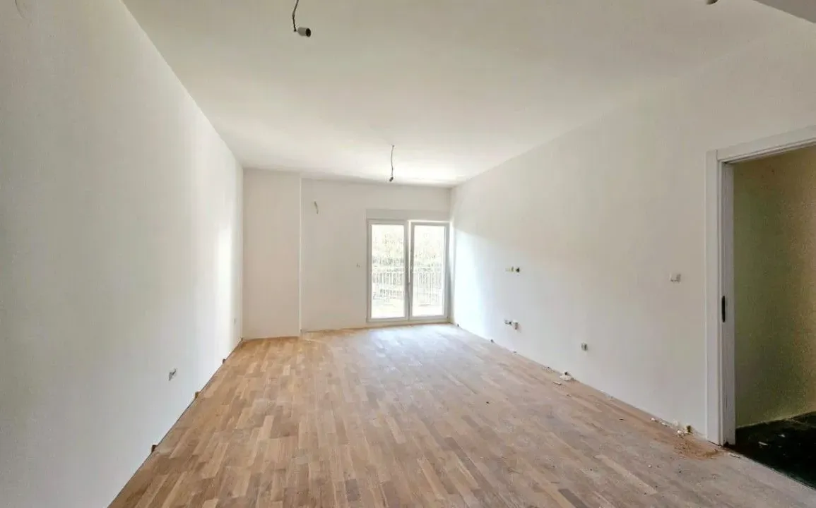 Prodaja, dvosoban stan, 79m², Momišići, Podgorica
