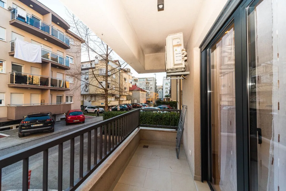 Rent, two bedroom apartment, 65m², Blok 9, Podgorica