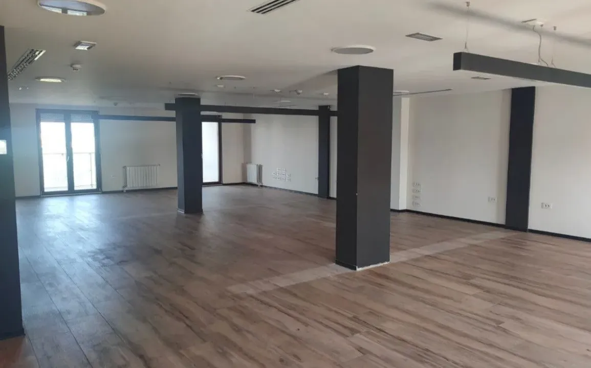 Rent, office space, 394m², Novi Sad Sve Podlokacije, Novi Sad