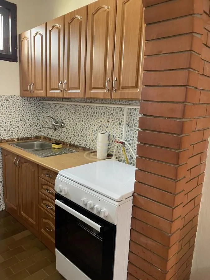 Izdavanje, kuća, 100m², Veternik, Novi Sad Sve Podlokacije