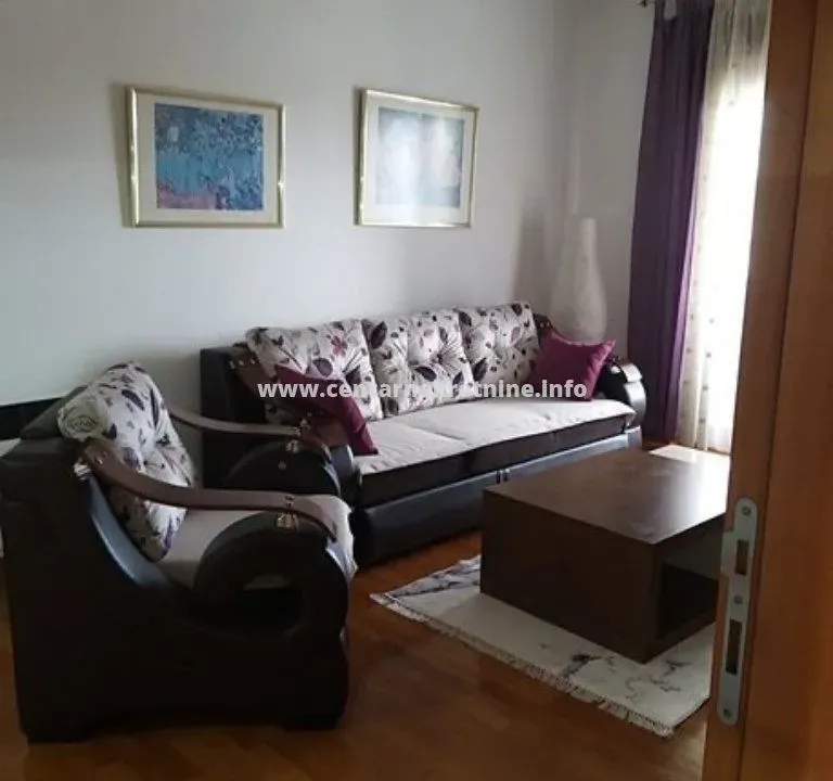 Izdavanje, trosoban stan, 86m², Preko Morače, Podgorica