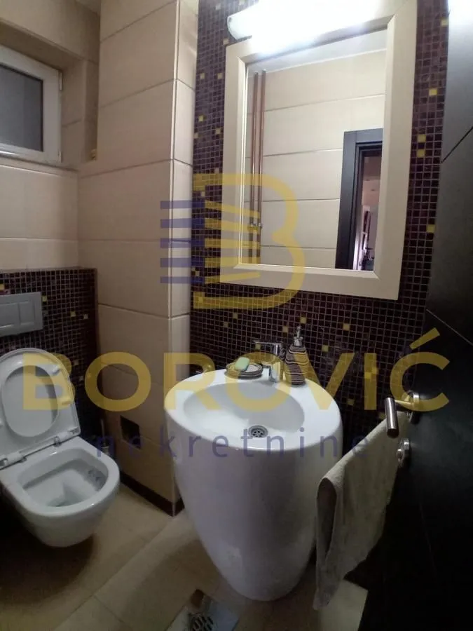 Prodaja, trosoban stan, 100m², Žarkovo, Beograd