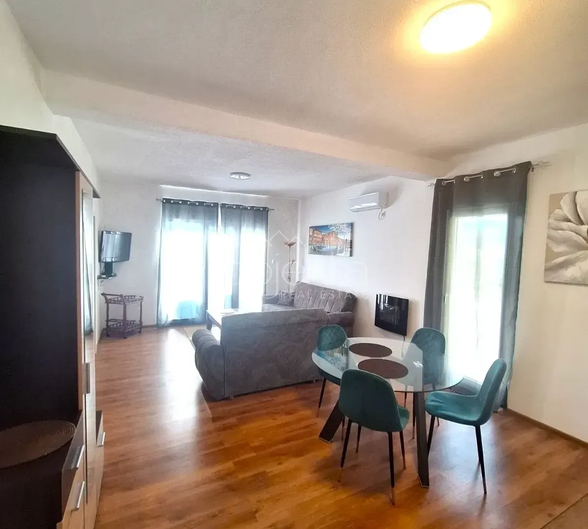 Rent, apartment, 70m², Tivat, Crna Gora
