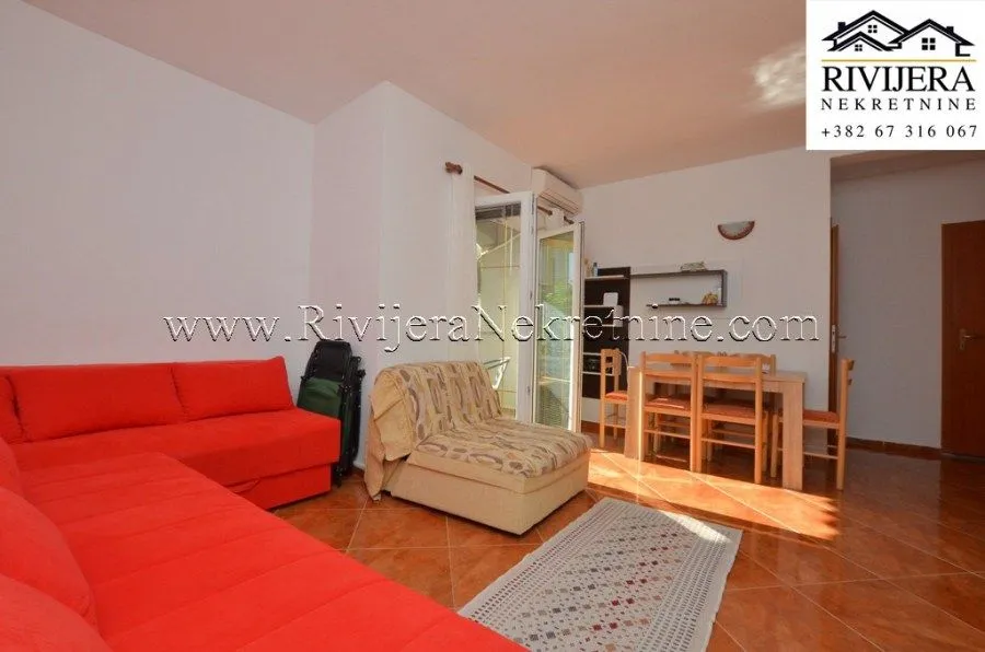 Prodaja, jednosoban stan, 38m², Baošići, Herceg Novi