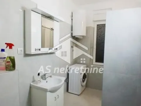 Izdavanje, dvosoban stan, 72m², Stari Grad, Beograd - image 23