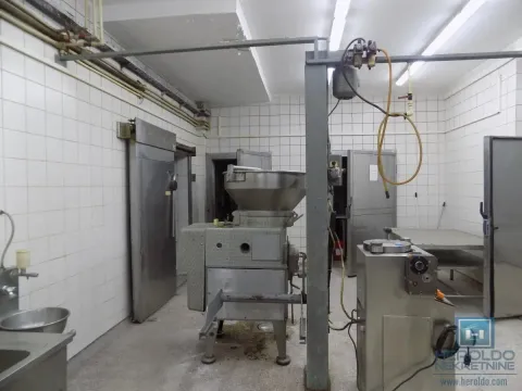 Izdavanje, poslovni prostor, 1500m², Donje Vidovo, Paraćin - image 12