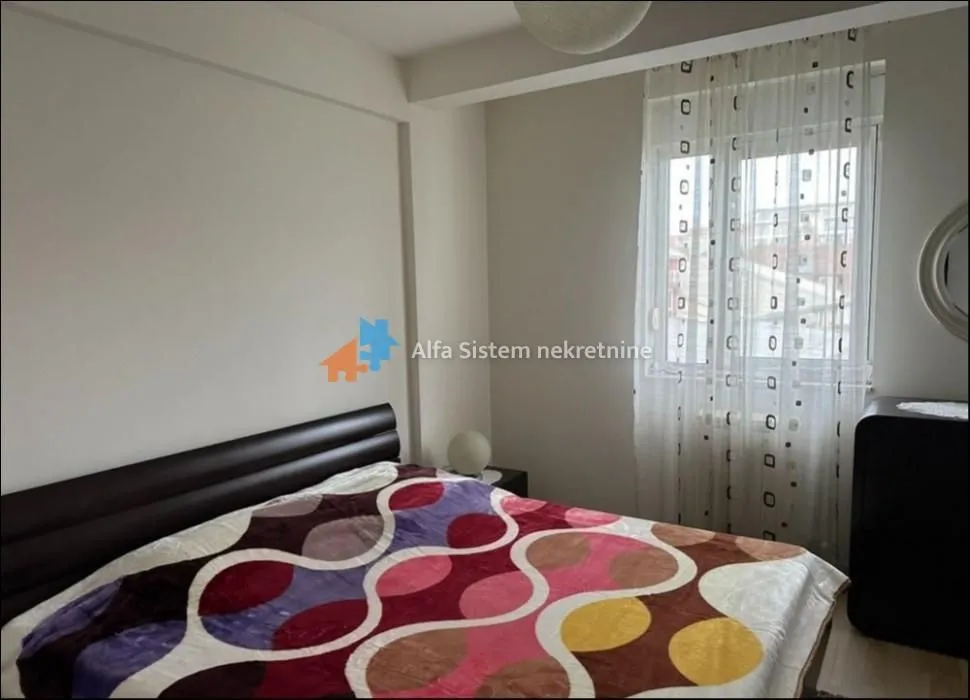 Izdavanje, trosoban stan, 80m², Lekino Brdo, Voždovac Sve Podlokacije