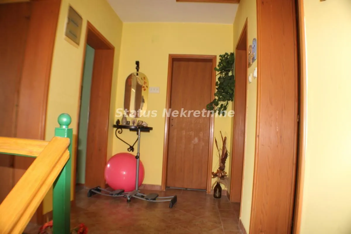 Prodaja, kuća, 162m², Veternik, Novi Sad Sve Podlokacije