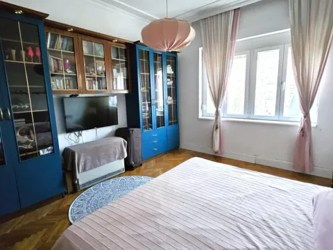 Rent, two bedroom apartment, 62m², Kalenić Pijaca, Vračar Sve Podlokacije - image 7