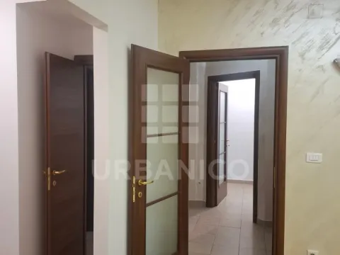 Rent, two bedroom apartment, 80m², City Kvart, Podgorica - image 3