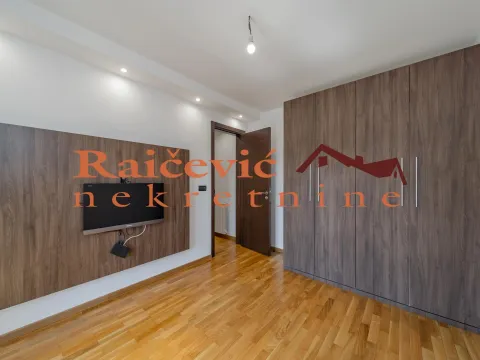 Prodaja, četvorosoban stan, 132m², Voždovac, Voždovac Sve Podlokacije - image 11