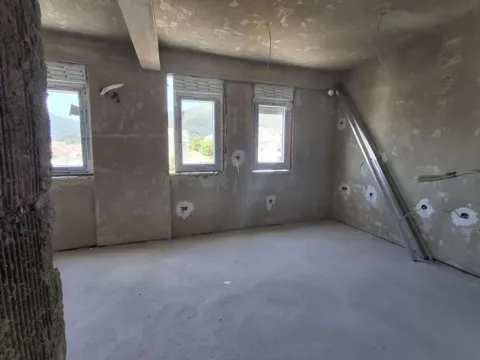 Prodaja, jednosoban stan, 38m², Lazi, Budva - image 11