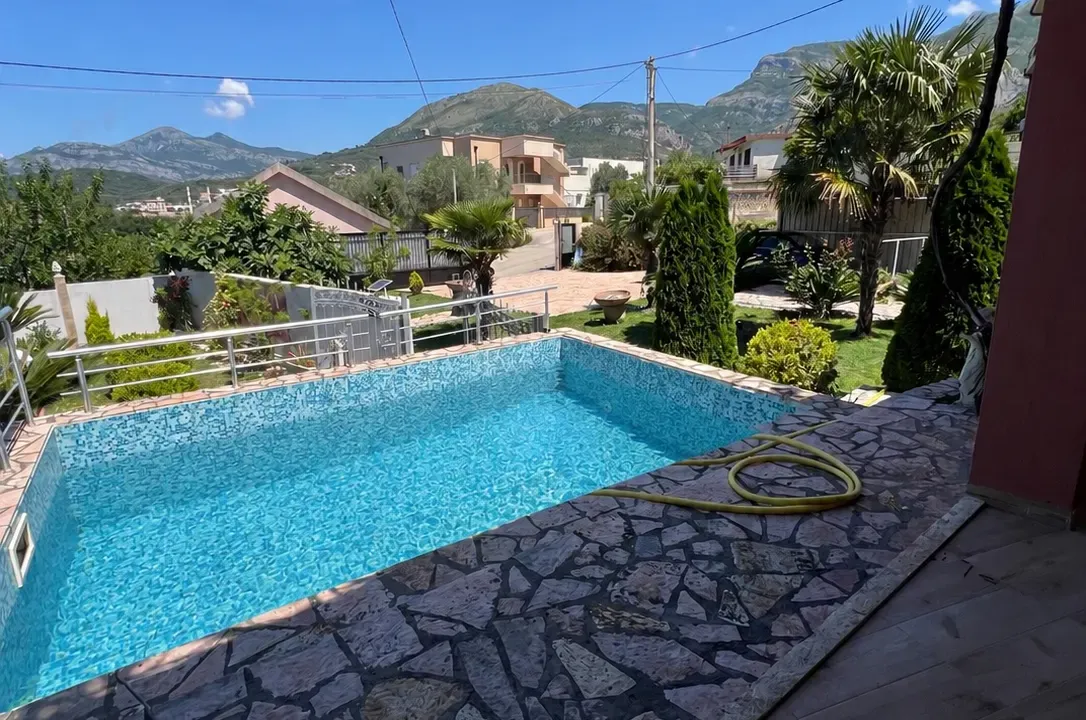 Sale, house, 204m², Stari Bar, Bar