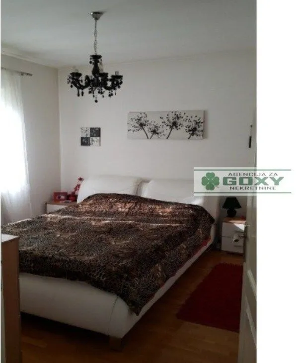 Prodaja, kuća, 650m², Altina, Beograd