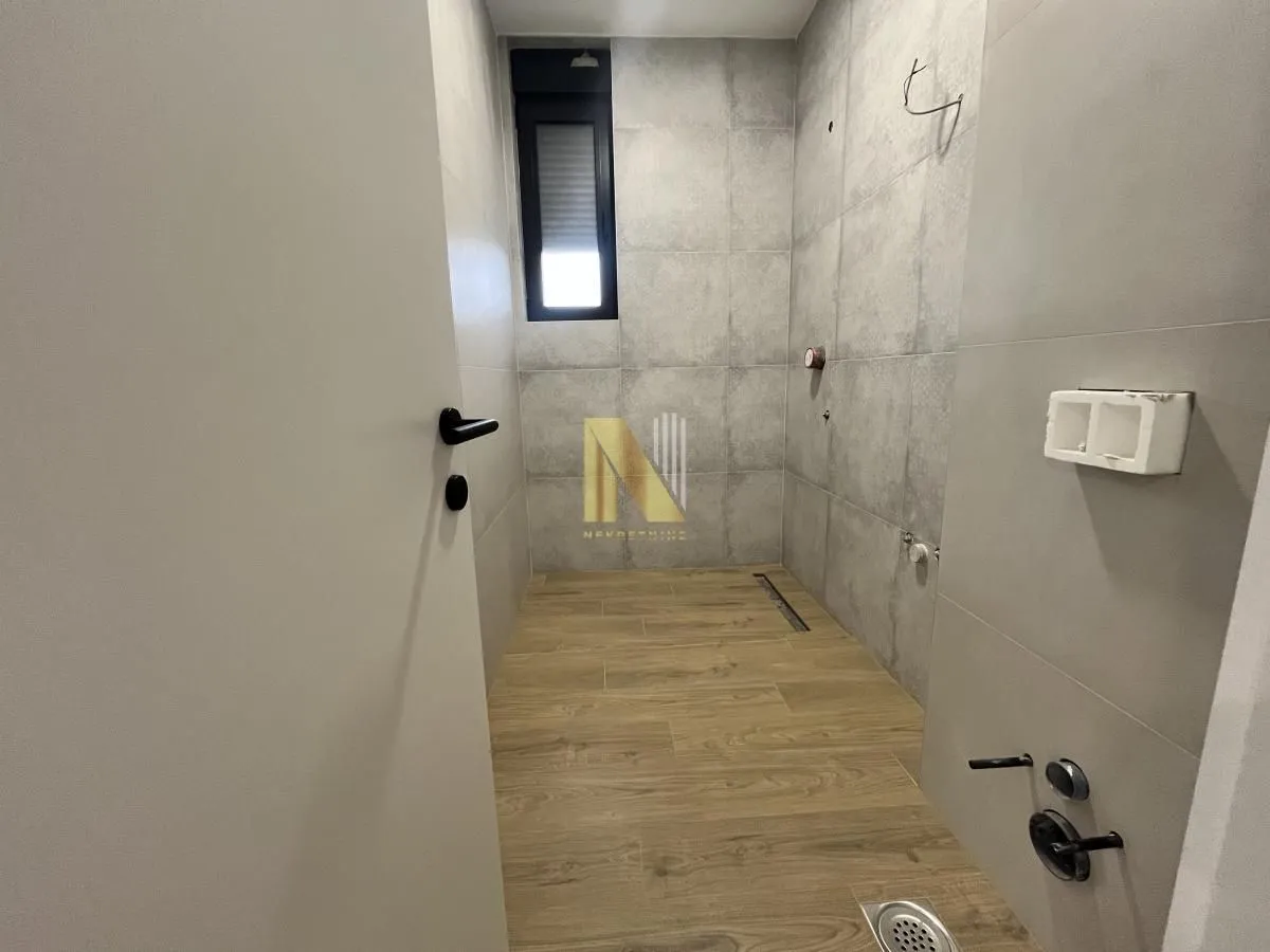 Prodaja, stan, 191m², Bulevar Evrope, Novi Sad Sve Podlokacije