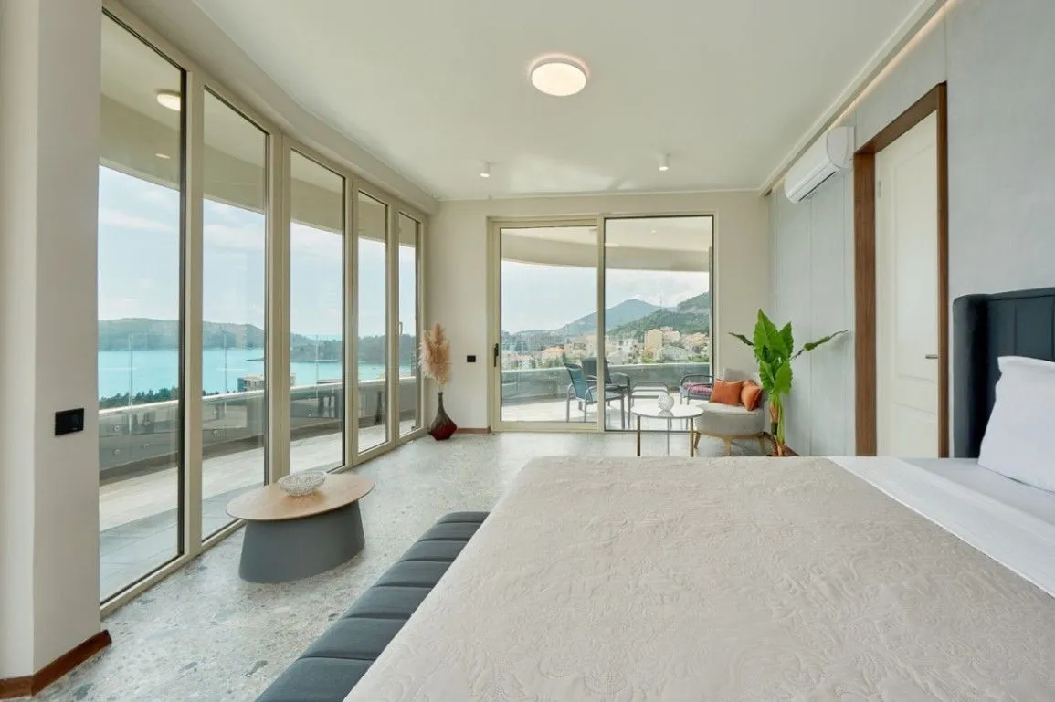 Prodaja, dvosoban stan, 115m², Bečići, Budva