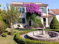 Izdavanje, kuća, 200m², Centar, Bar - image 2