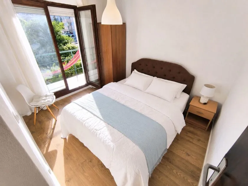 Rent, one bedroom apartment, 43m², Lazi, Budva
