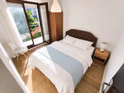 Rent, one bedroom apartment, 43m², Lazi, Budva - image 7