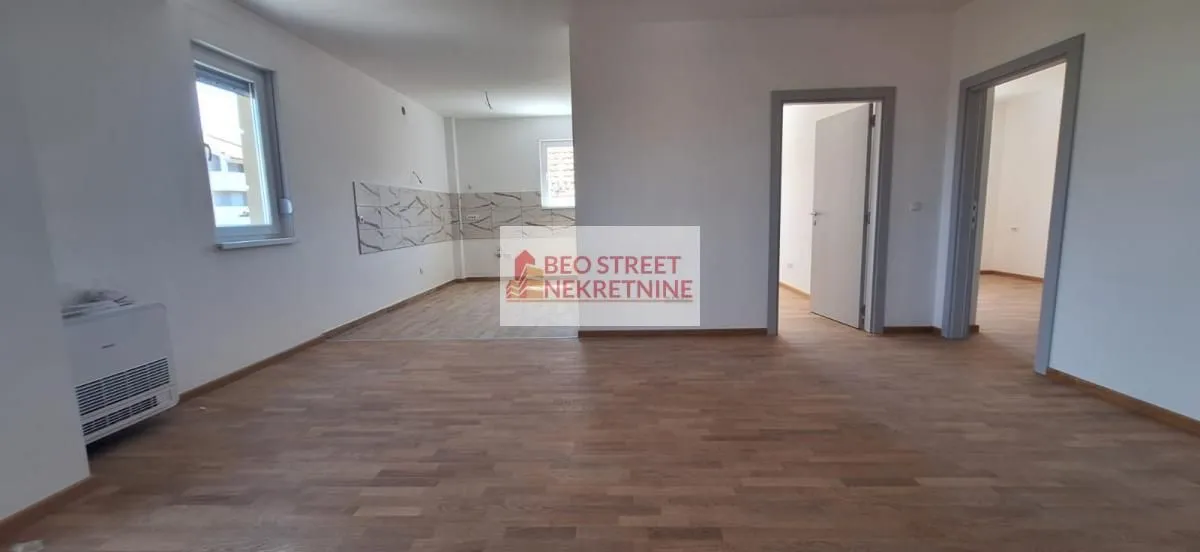 Prodaja, trosoban stan, 75m², Zeleno Brdo, Zvezdara Sve Podlokacije