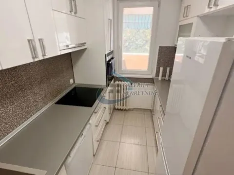 Sale, three bedroom apartment, 75m², Farmaceutski Fakultet, Voždovac Sve Podlokacije - image 10