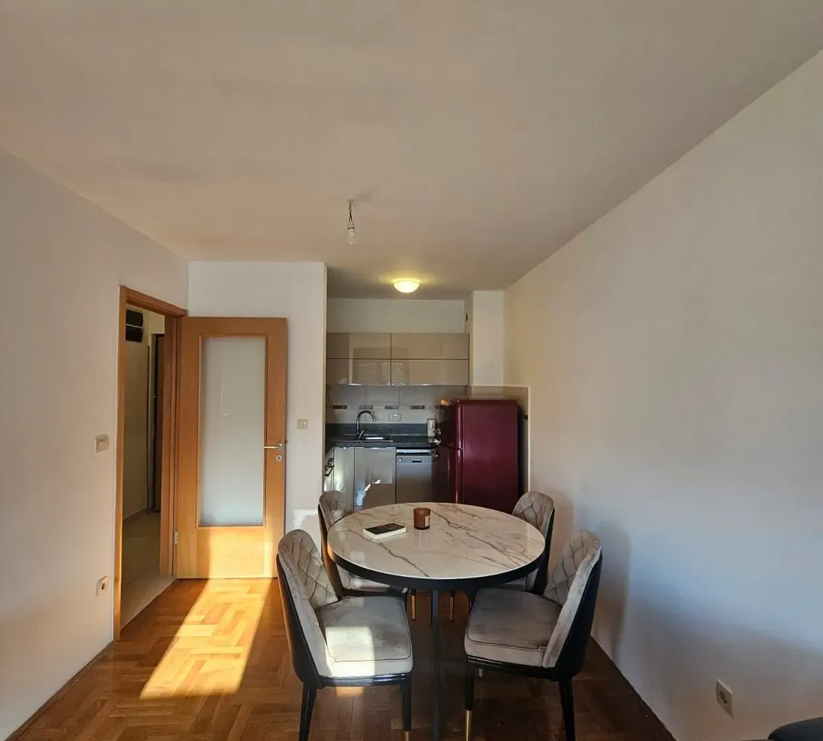 Prodaja, jednosoban stan, 39m², Stari Aerodrom, Podgorica
