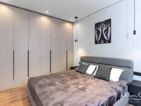 Sale, one bedroom apartment, 52m², Kotor, Crna Gora - image 8