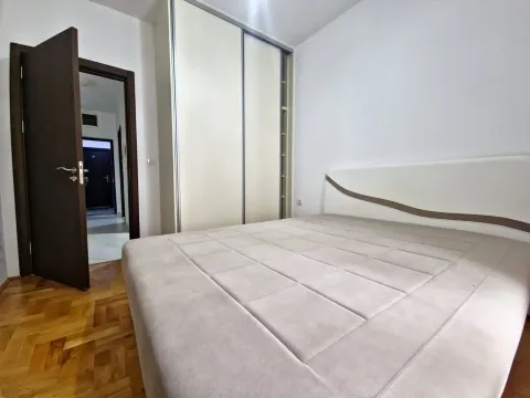 Rent, one bedroom apartment, 50m², Bečići, Budva - image 5