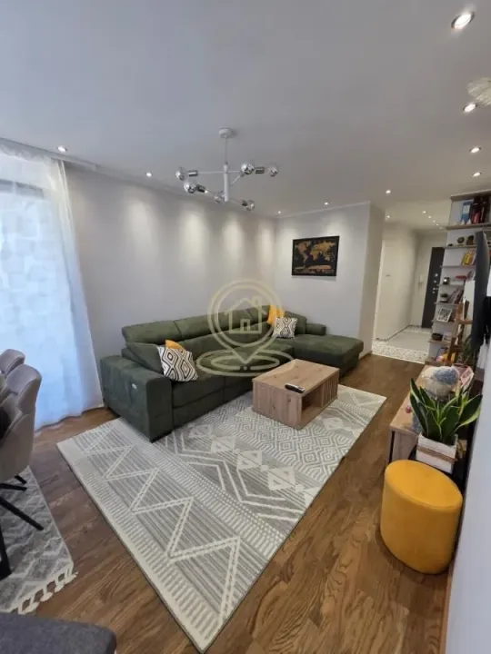 Prodaja, trosoban stan, 69m², Voždovac Sve Podlokacije, Beograd