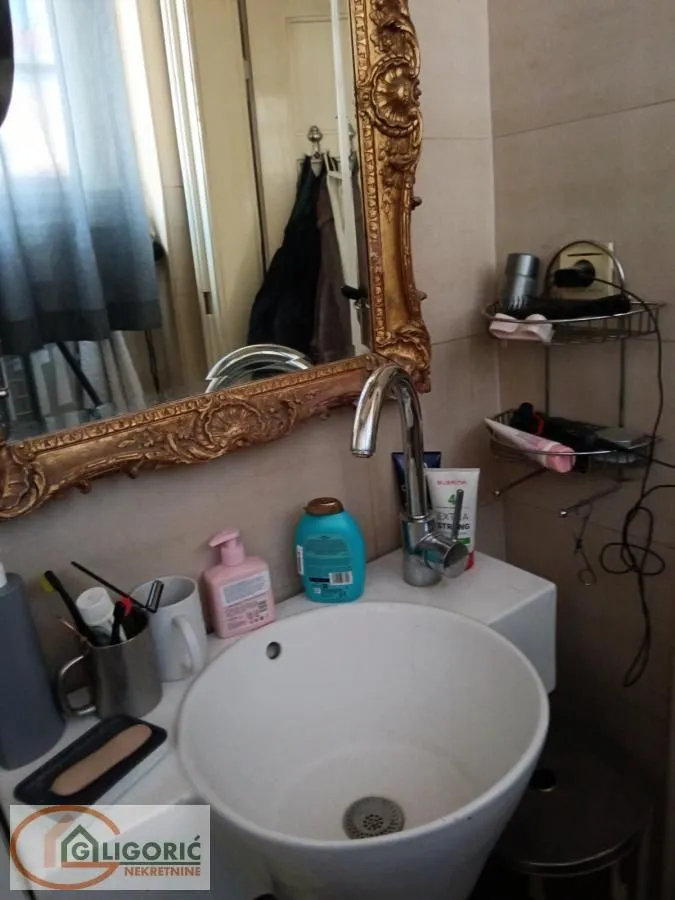 Prodaja, trosoban stan, 90m², Stari Grad, Beograd