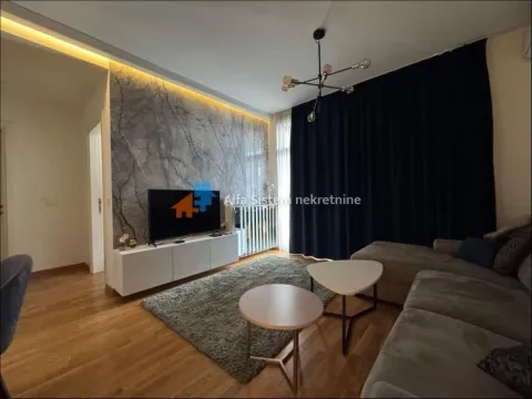 Rent, two bedroom apartment, 56m², Savski Venac, Beograd - image 3