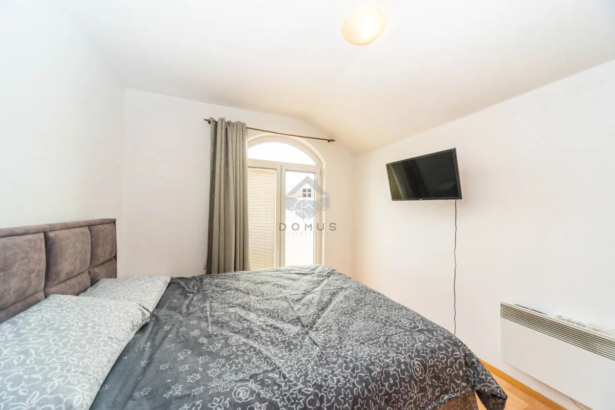 Rent, four bedroom apartment, 180m², Tološi, Podgorica