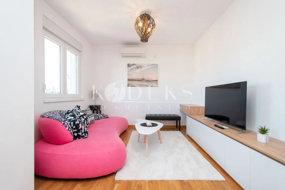 Rent, one bedroom apartment, 48m², City Kej, Podgorica