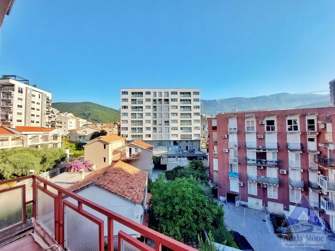 Sale, two bedroom apartment, 54m², Centar, Budva