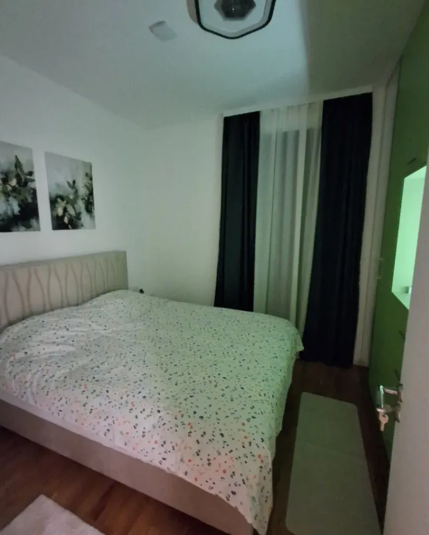 Izdavanje, jednosoban stan, 42m², Tološi, Podgorica