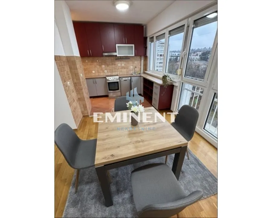 Prodaja, dvosoban stan, 64m², Savski Venac, Beograd