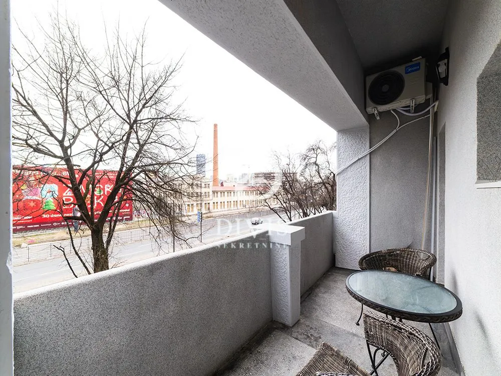 Prodaja, trosoban stan, 78m², Senjak, Beograd