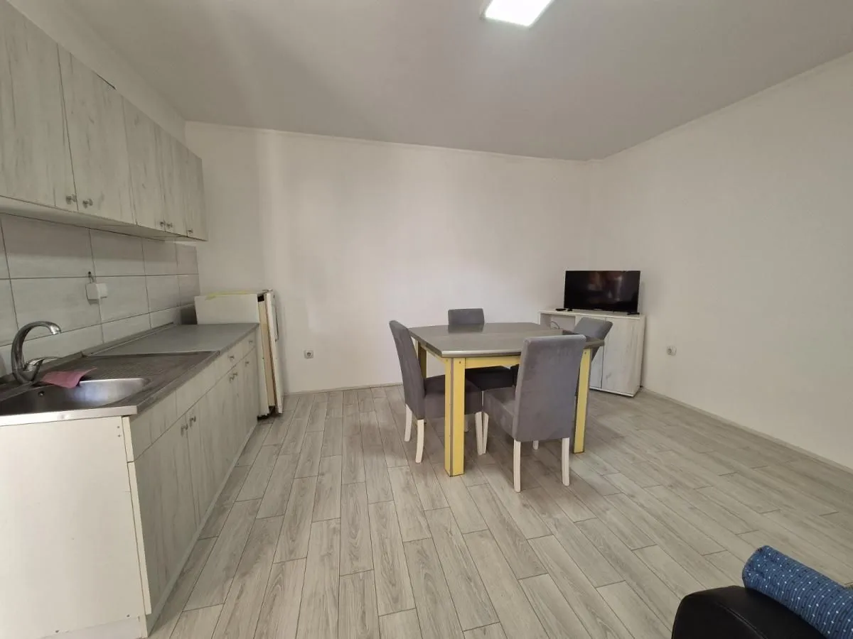 Prodaja, dvosoban stan, 65m², Centar, Jagodina