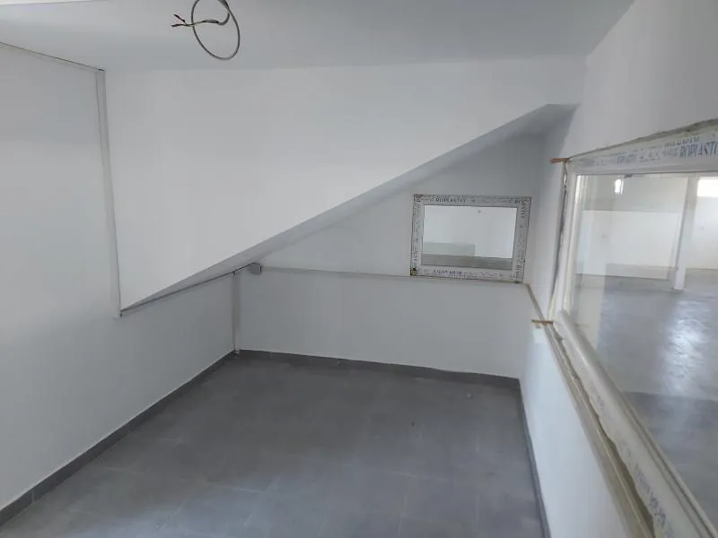 Rent, office space, 1500m², Batajnica, Beograd