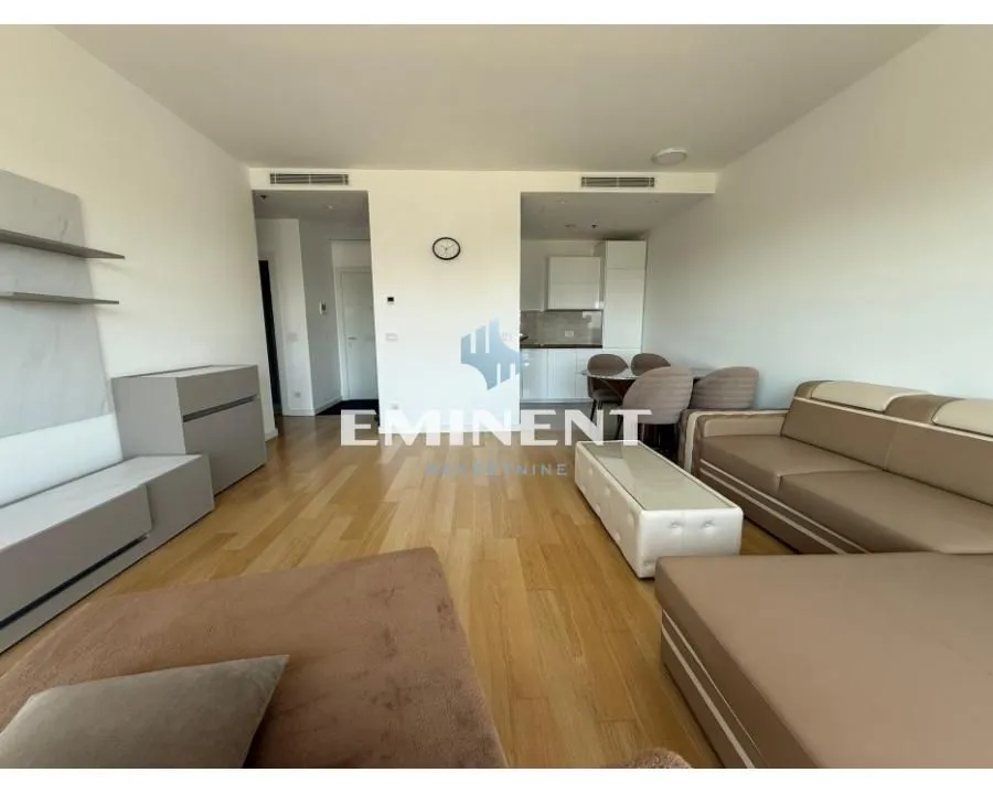 Izdavanje, dvosoban stan, 59m², Novi Beograd Blok 65, Novi Beograd Sve Podlokacije