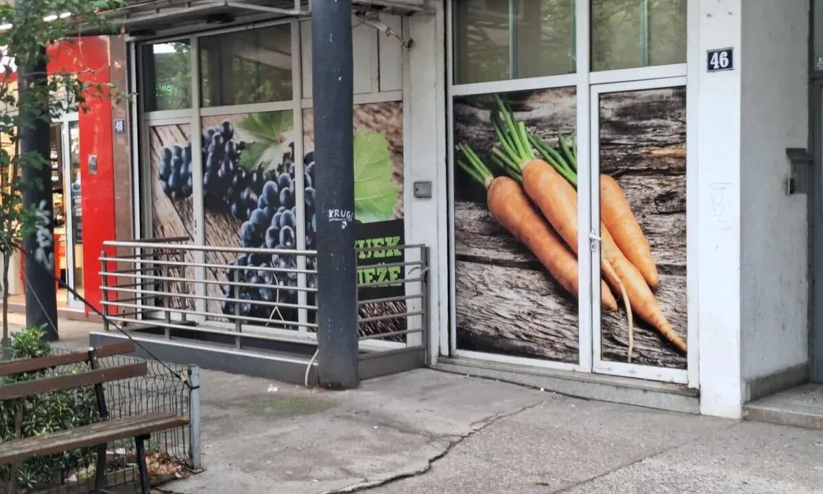 Prodaja, poslovni prostor, 41m², Autobuska stanica, Podgorica