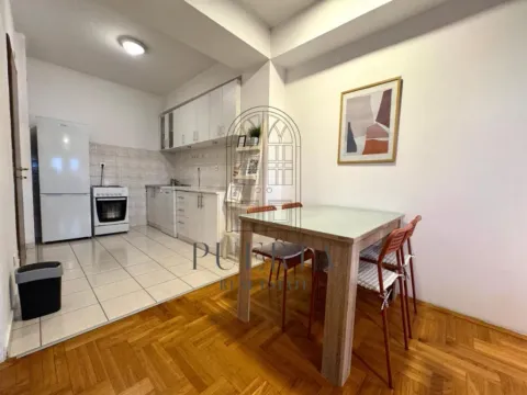 Izdavanje, jednosoban stan, 53m², City Kvart, Podgorica - image 7