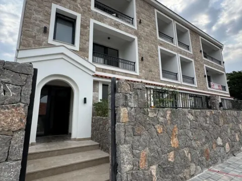 Sale, two bedroom apartment, 54m², Radovići, Tivat