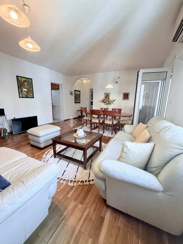 Izdavanje, jednosoban stan, 56m², Momišići, Podgorica