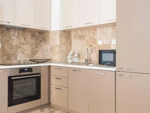 Sale, one bedroom apartment, 87m², Budva, Crna Gora - image 2