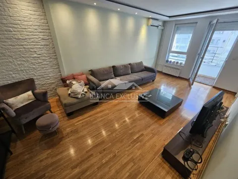 Prodaja, trosoban stan, 101m², Belvil, Beograd - image 1