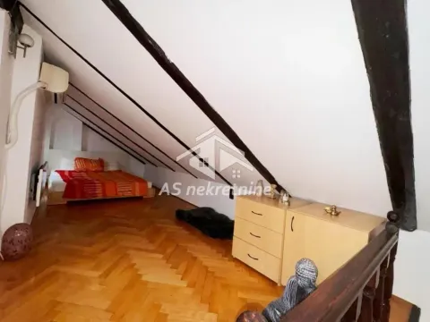 Izdavanje, stan, 50m², Stari Grad, Beograd - image 11